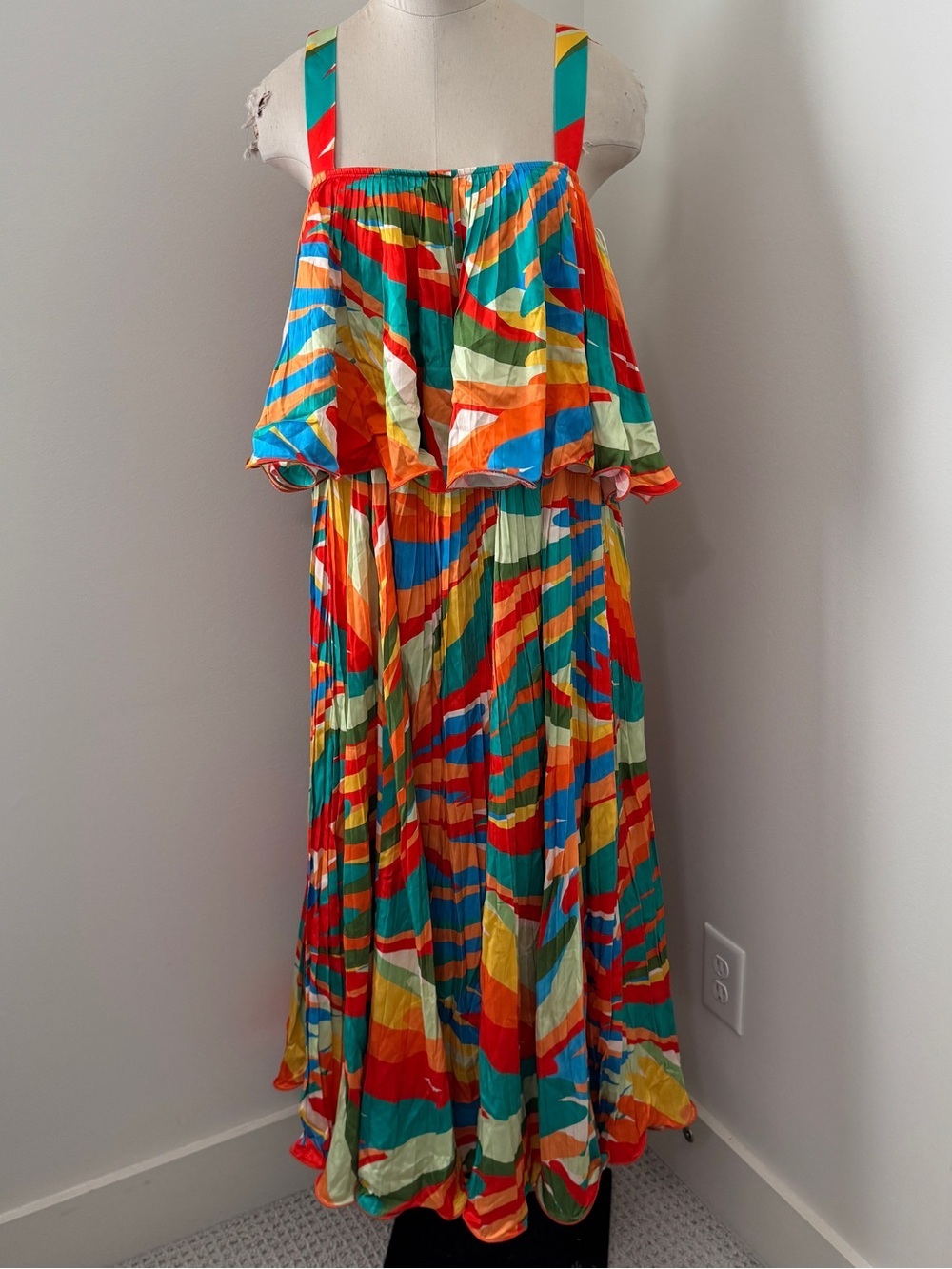 NEW Alden Adair Medium Samantha Maxi Dress ~ Ruffled Pleated Colorful Tropical